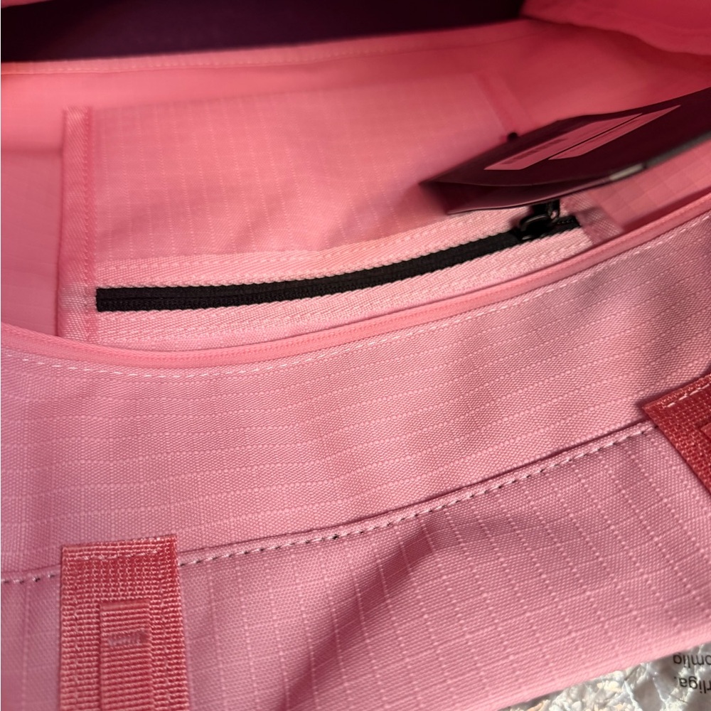 Topologie Loop Tote Bag in peachy pink - Picture 5 of 6